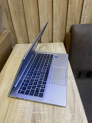 Laptop HP EliteBook 840 G8 8GB Intel Core i5 SSD 256GB