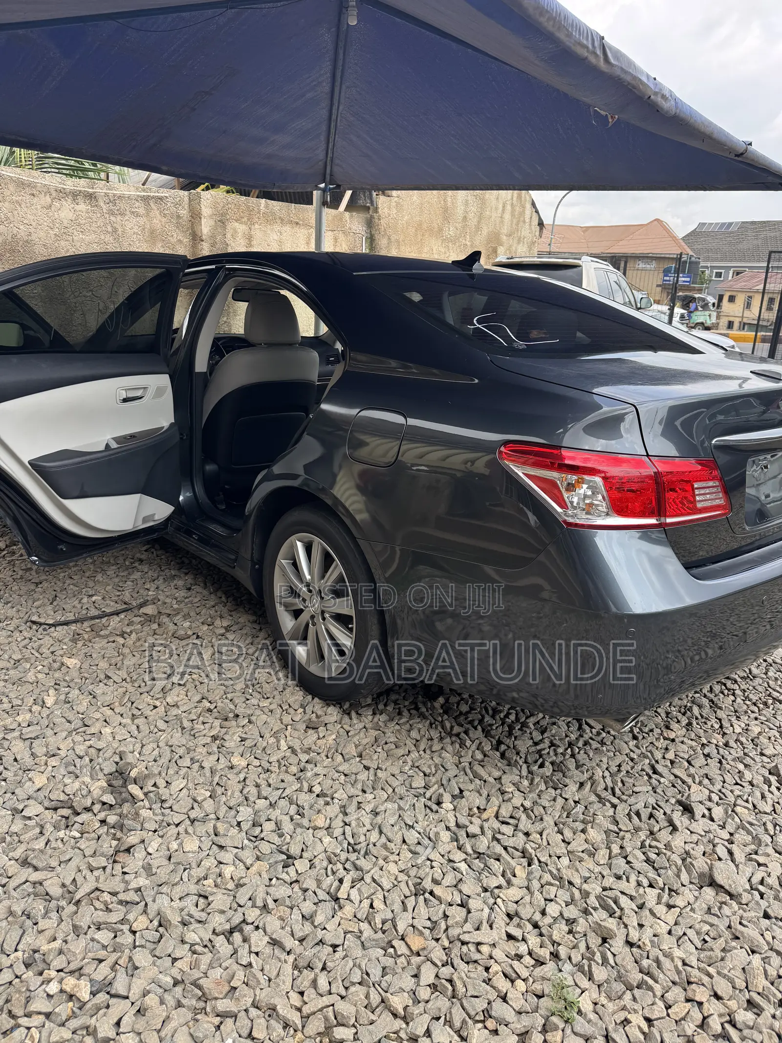 Lexus ES 2012 Gray