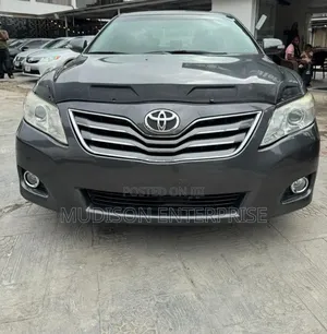 Toyota Camry 2008 Gray
