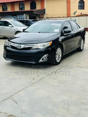 Toyota Camry XLE V6 4dr Sedan (3.5L 6cyl 6A) 2012 Black