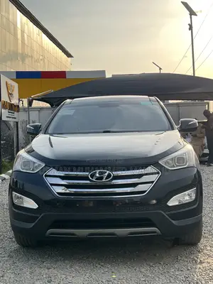 Hyundai Santa Fe 2014 Black