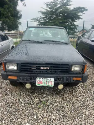 Toyota Tacoma SR5 4x4 Xtracab 1995 Black