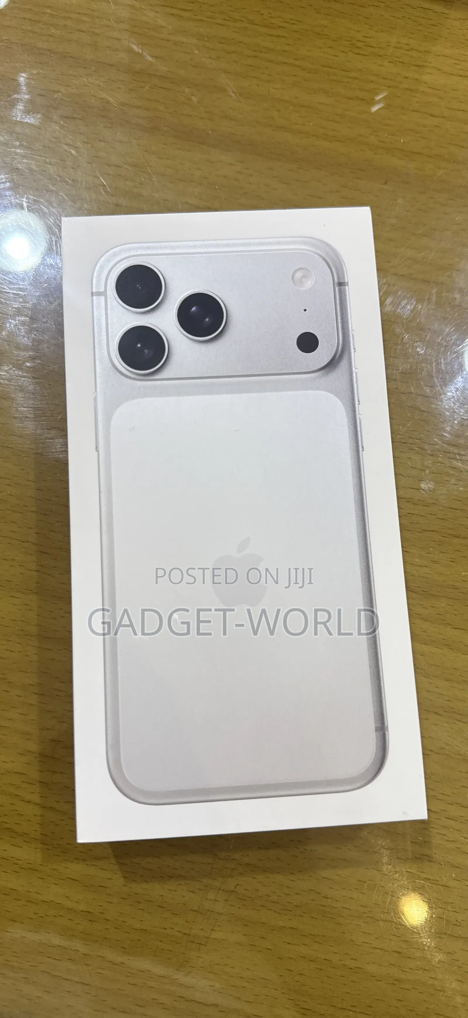 New Apple iPhone 17 Pro Max 1 TB Silver