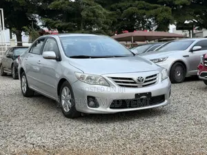 Toyota Corolla 2013 Silver