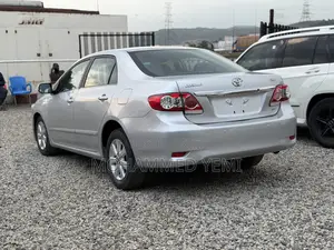 Toyota Corolla 2013 Silver