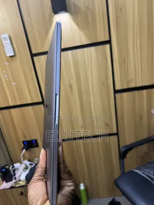 Laptop Apple MacBook Pro 2020 8GB Intel Core i5 SSD 256GB