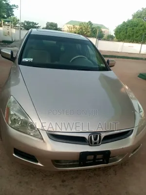 Honda Accord 2007 Gold