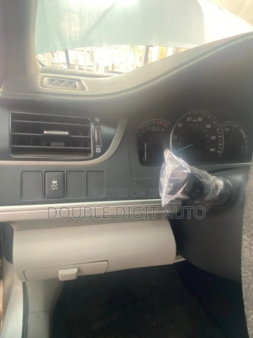 Toyota Camry 2013 Silver