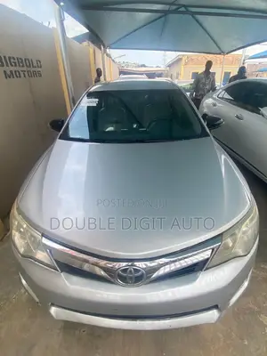 Toyota Camry 2013 Silver