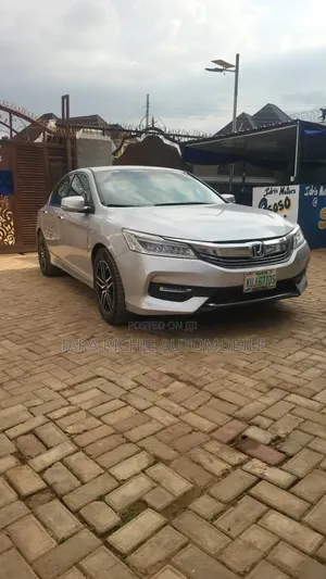 Honda Accord 2016 Silver