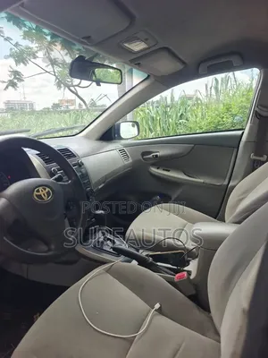 Toyota Corolla 2010 Blue