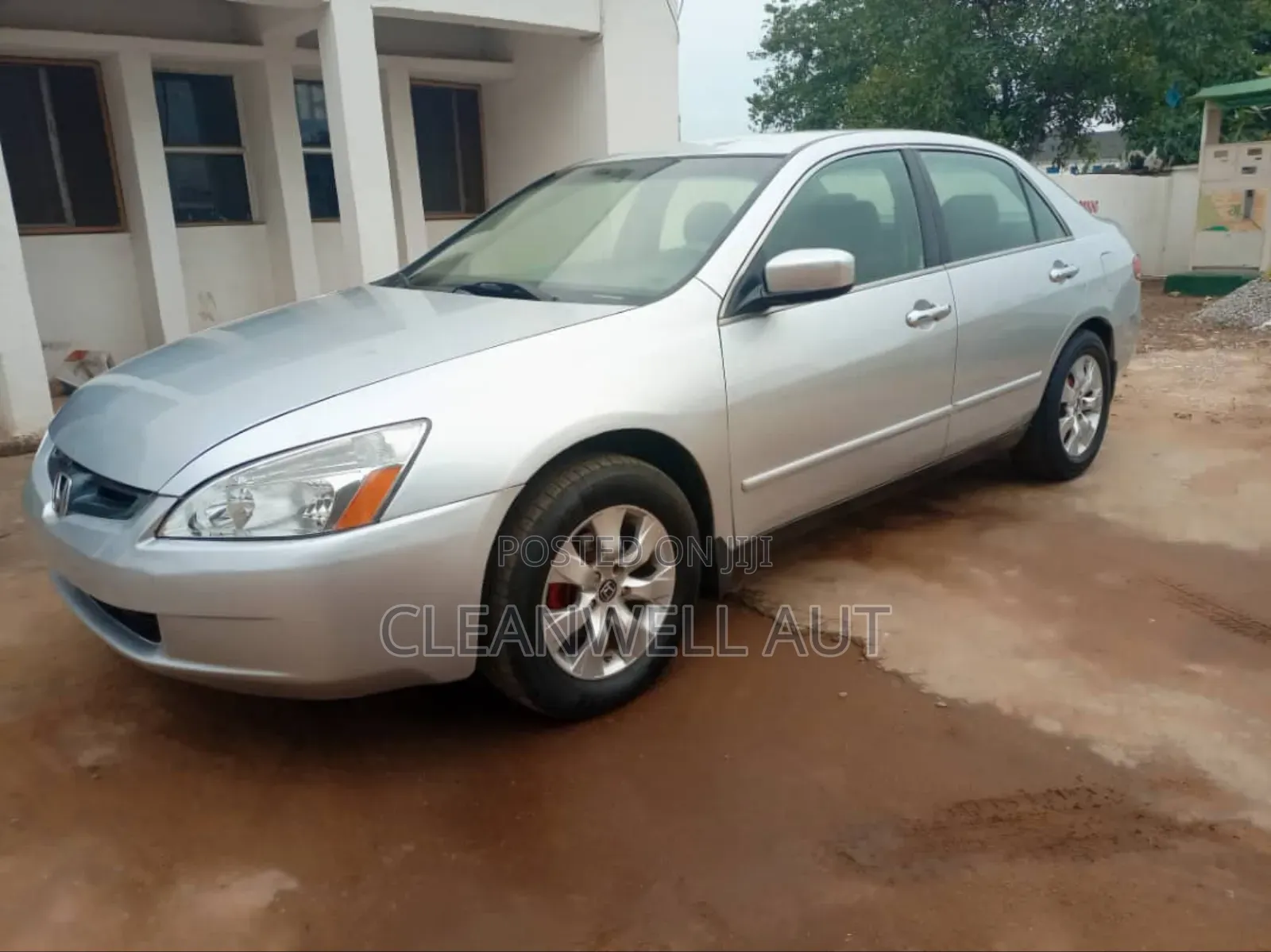 Honda Accord 2005 Silver