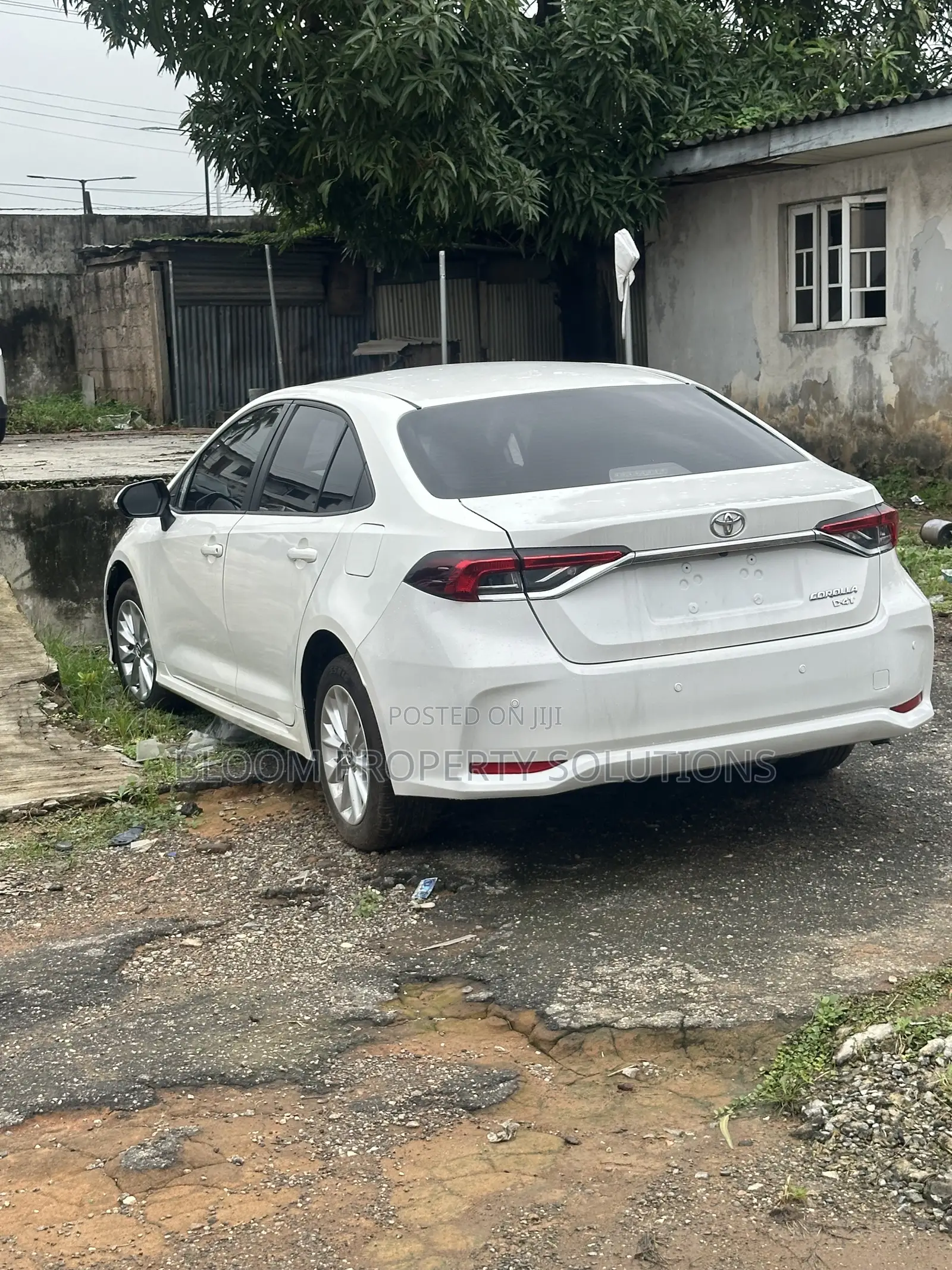 Toyota Corolla 2021 White