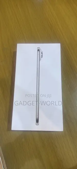 New Apple iPhone Air 256 GB Gold