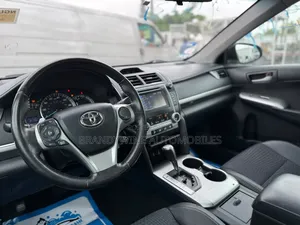 Toyota Camry 2012 Silver