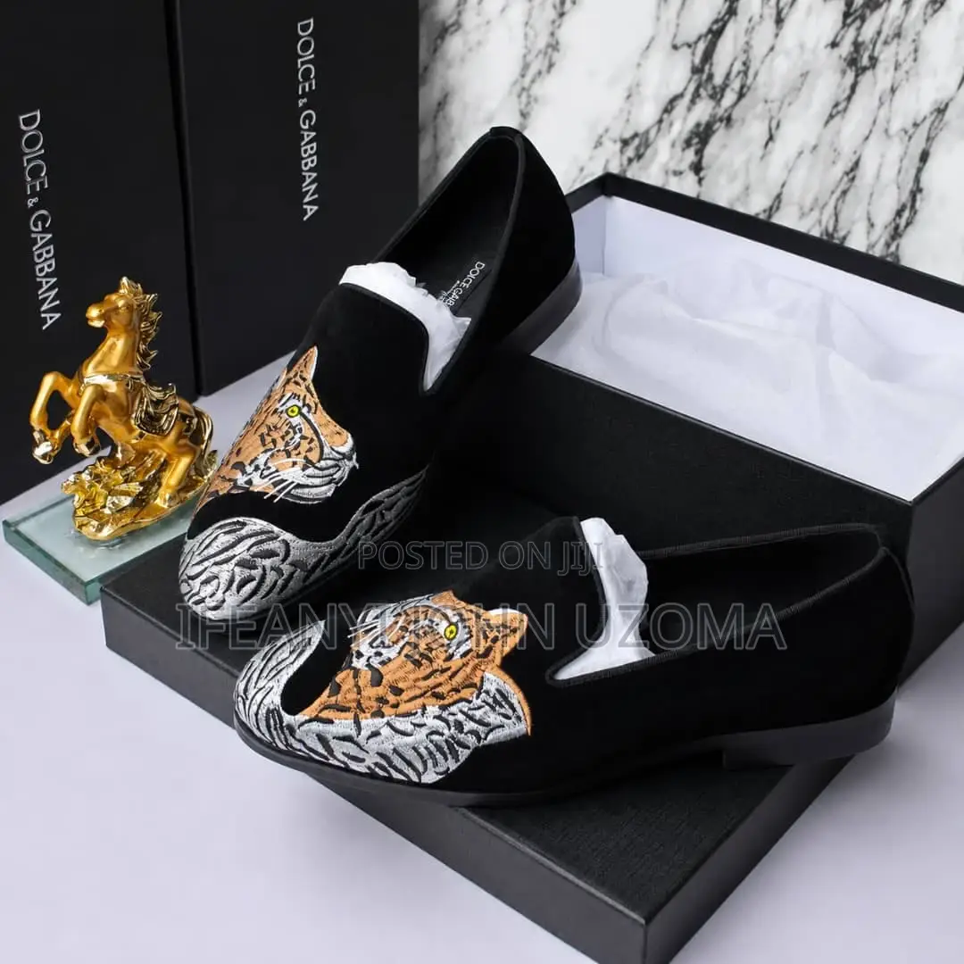 High Quality Luxury Shoe