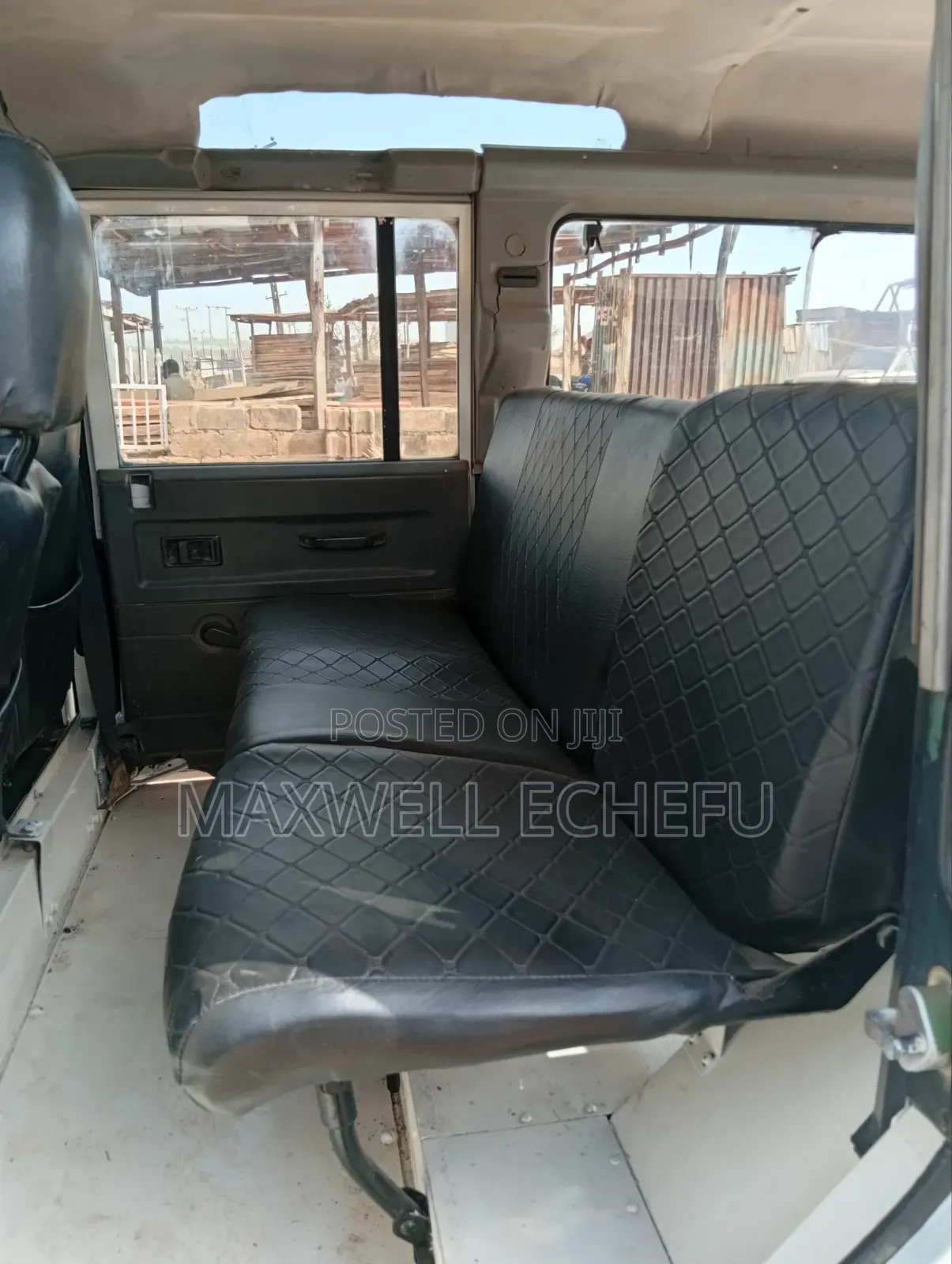 Land Rover Defender 2000 White