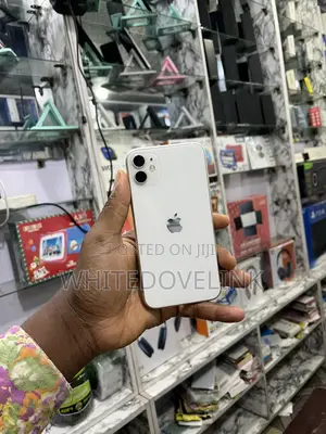 Apple iPhone 11 64 GB White