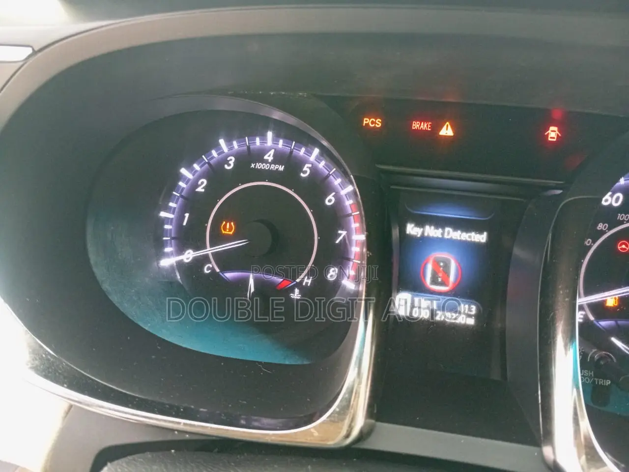 Toyota Avalon 2013 White