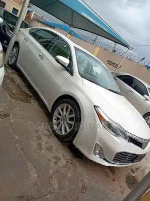 Toyota Avalon 2013 White
