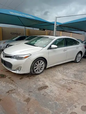 Toyota Avalon 2013 White