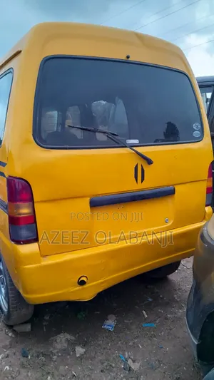 Suzuki Every 2004 Yellow