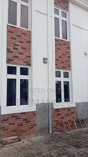 4bdrm Duplex in Enugu for rent