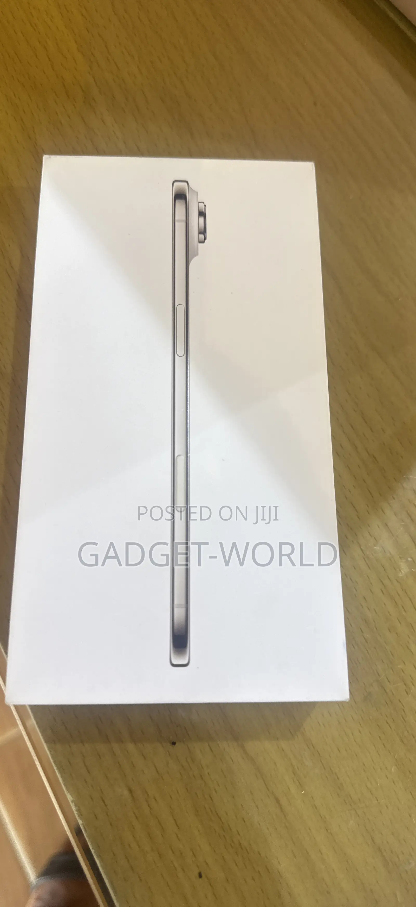New Apple iPhone Air 1 TB Gold
