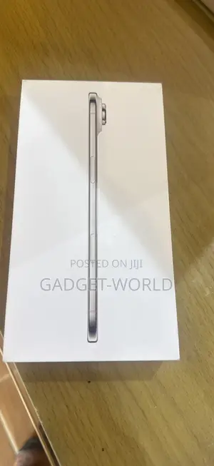 New Apple iPhone Air 1 TB Gold