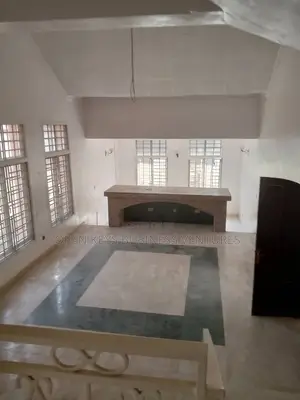 5bdrm Duplex in Agodi Gra for rent