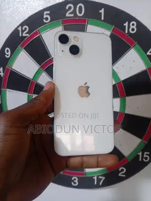 Apple iPhone 13 128 GB White