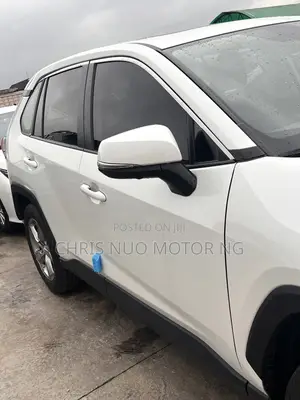Toyota RAV4 2023 White