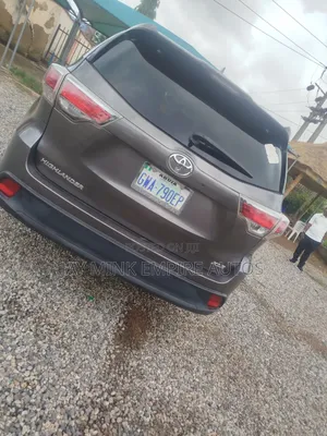 Toyota Highlander 2016 Brown