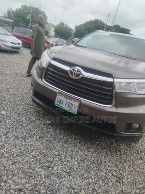 Toyota Highlander 2016 Brown