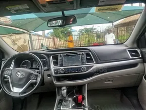 Toyota Highlander 2016 Brown