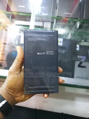 New Samsung Galaxy S23 128 GB Green