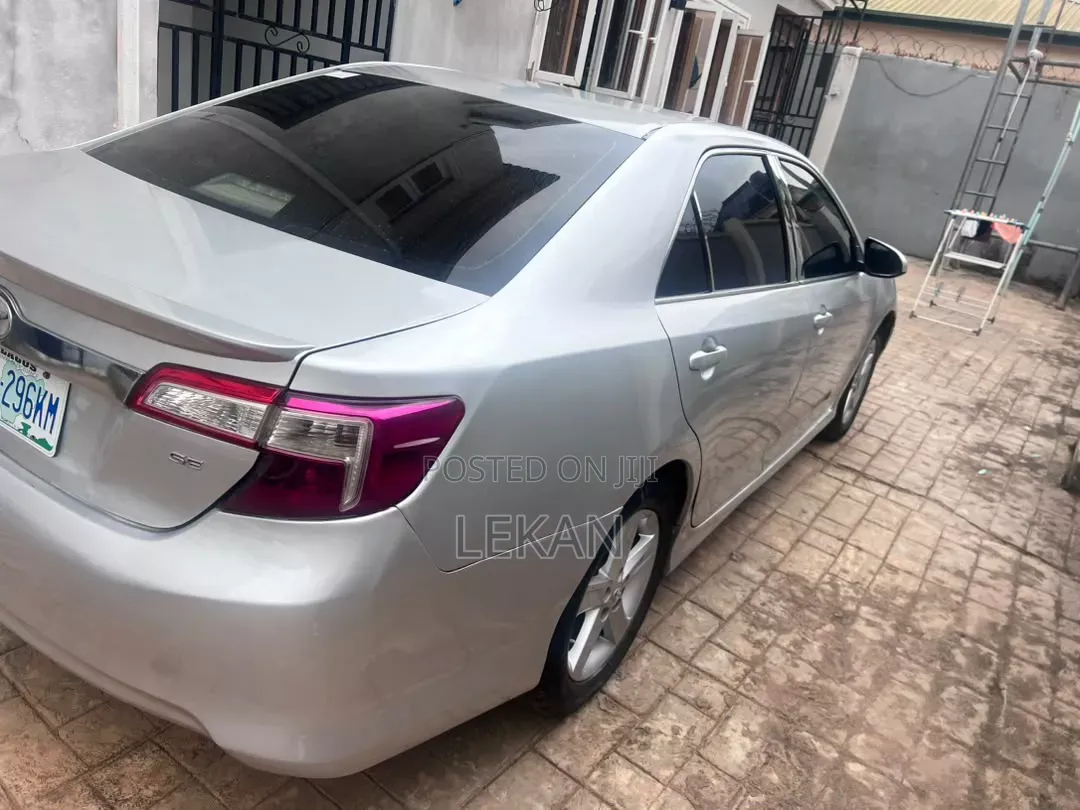 Toyota Camry 2013 Silver