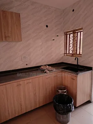 3bdrm Block of Flats in Ayobo for rent
