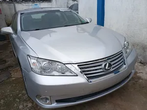 Lexus ES 2012 Silver