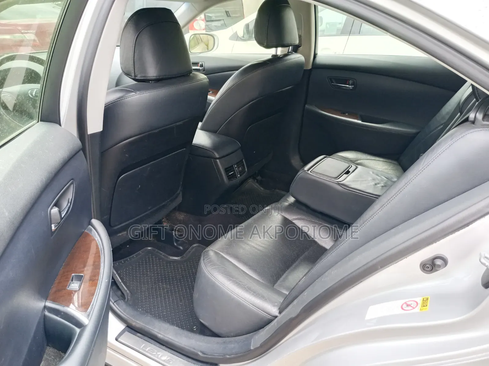 Lexus ES 2012 Silver