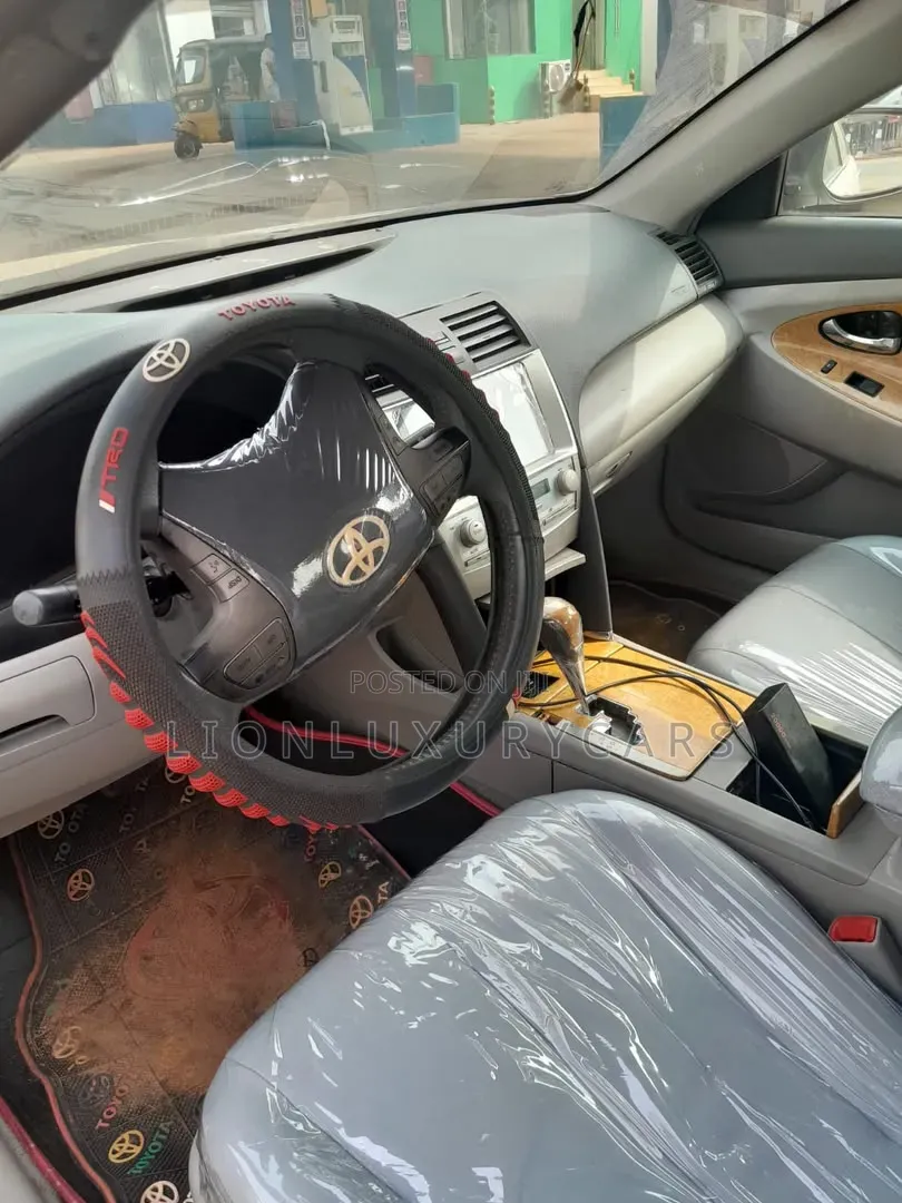 Toyota Camry 2008 Silver