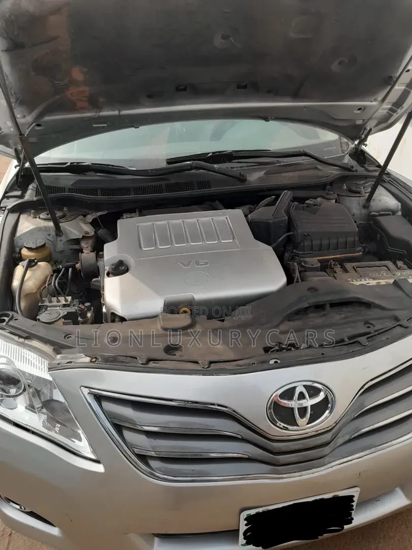 Toyota Camry 2008 Silver