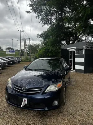 Toyota Corolla 2012 Blue