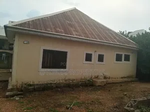 3bdrm Bungalow in City College, Karu for sale
