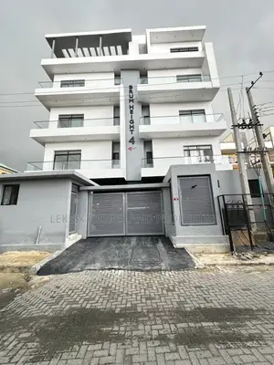 2bdrm Apartment in A Well Secured, Lekki Phase 1 for sale