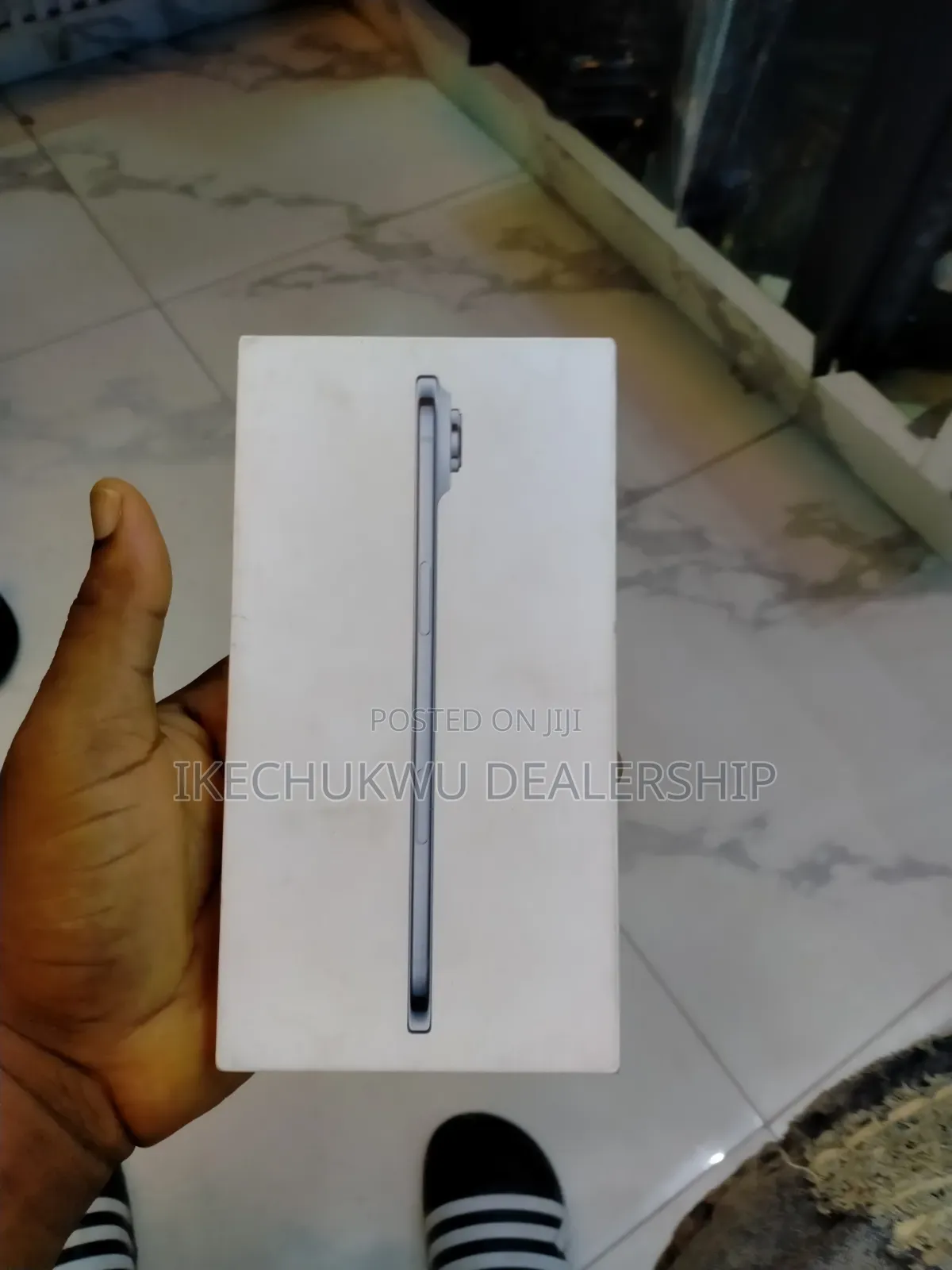 New Apple iPhone Air 256 GB Blue