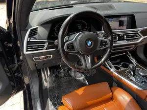 BMW X7 xDrive40i 2020 Black
