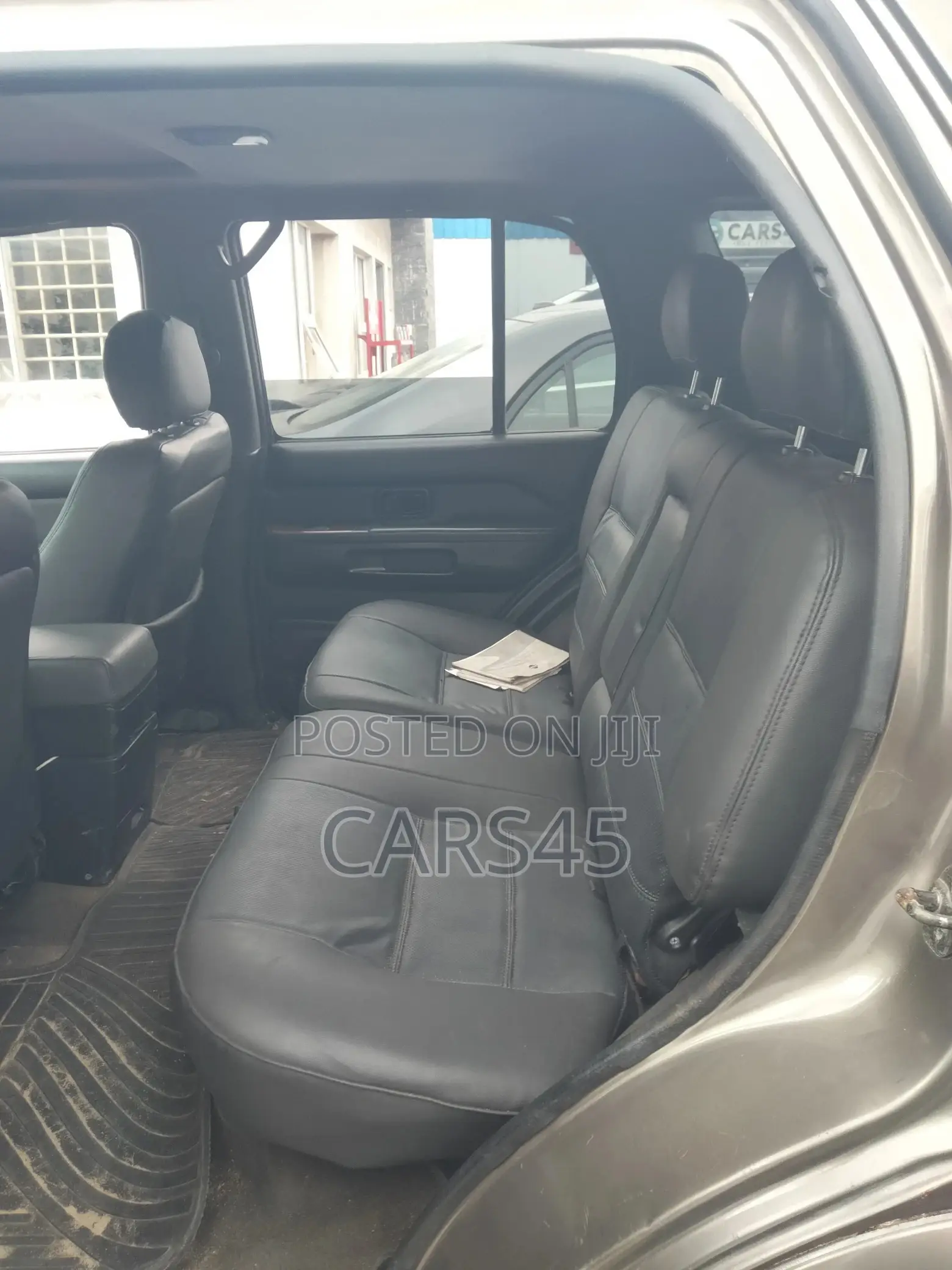 Nissan Pathfinder Automatic 2001 Gray