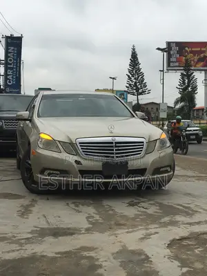 Mercedes-Benz E350 2010 Gold