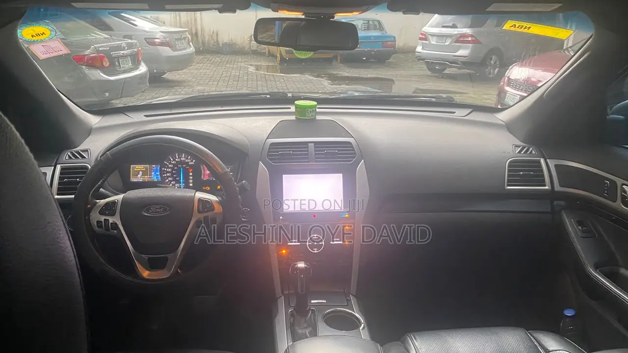 Ford Explorer 2013 Black